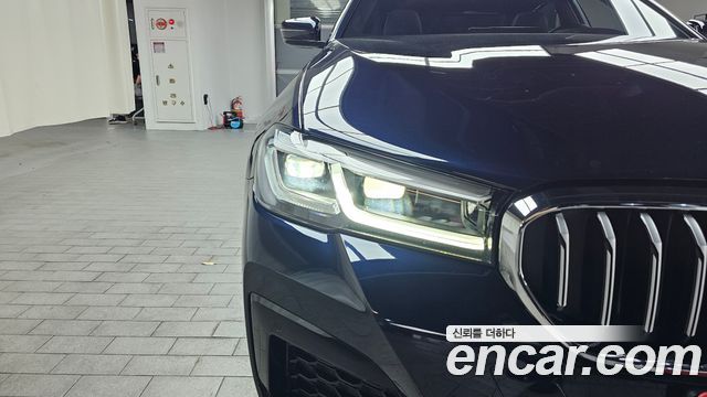 BMW 5 серии 2023
