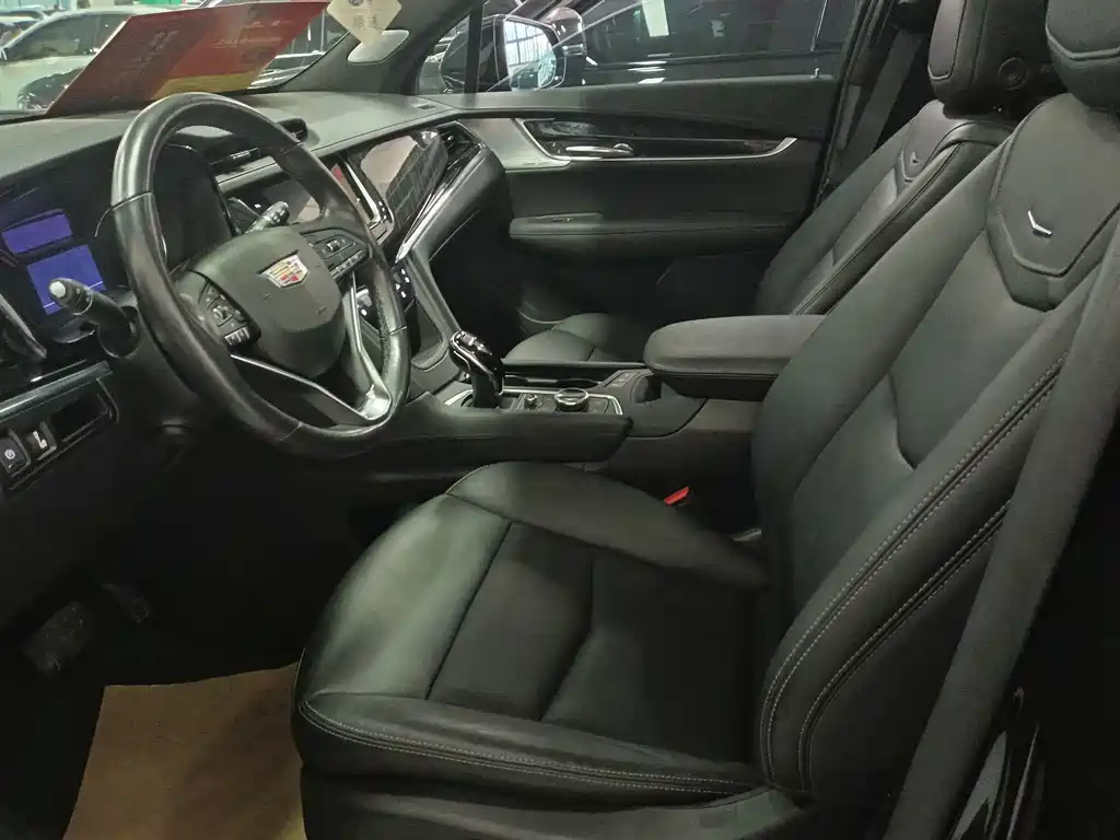Cadillac XT6 2021