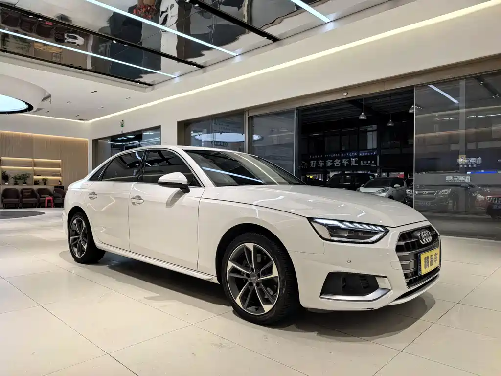 Audi A4 2021