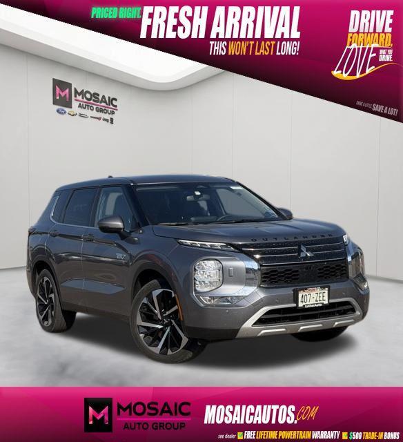Mitsubishi Outlander 2023