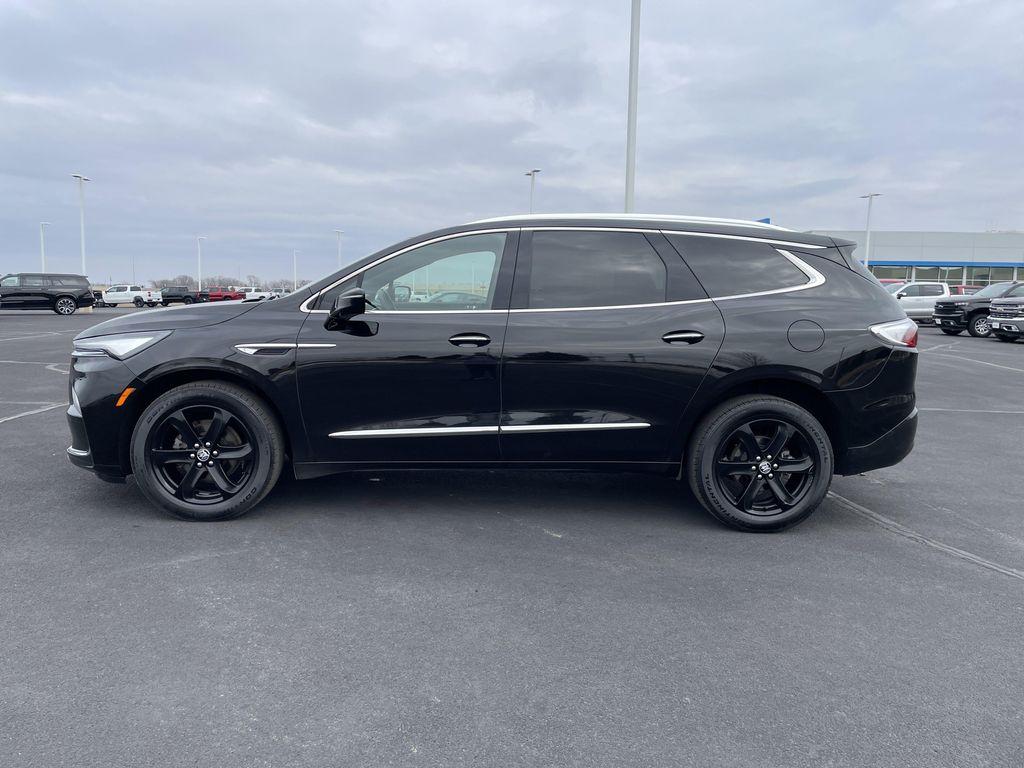 Buick Enclave 2023