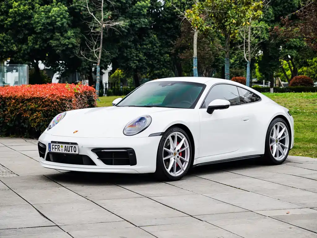 Porsche 911 2023