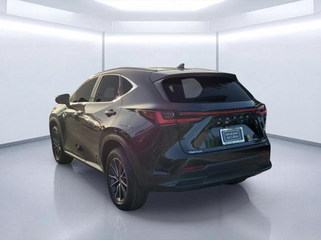 Lexus NX 2025