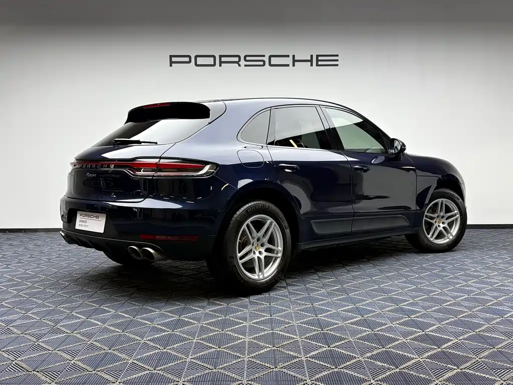 Porsche Macan 2021