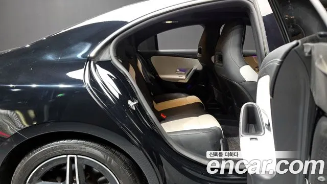 Mercedes-Benz CLA 2021