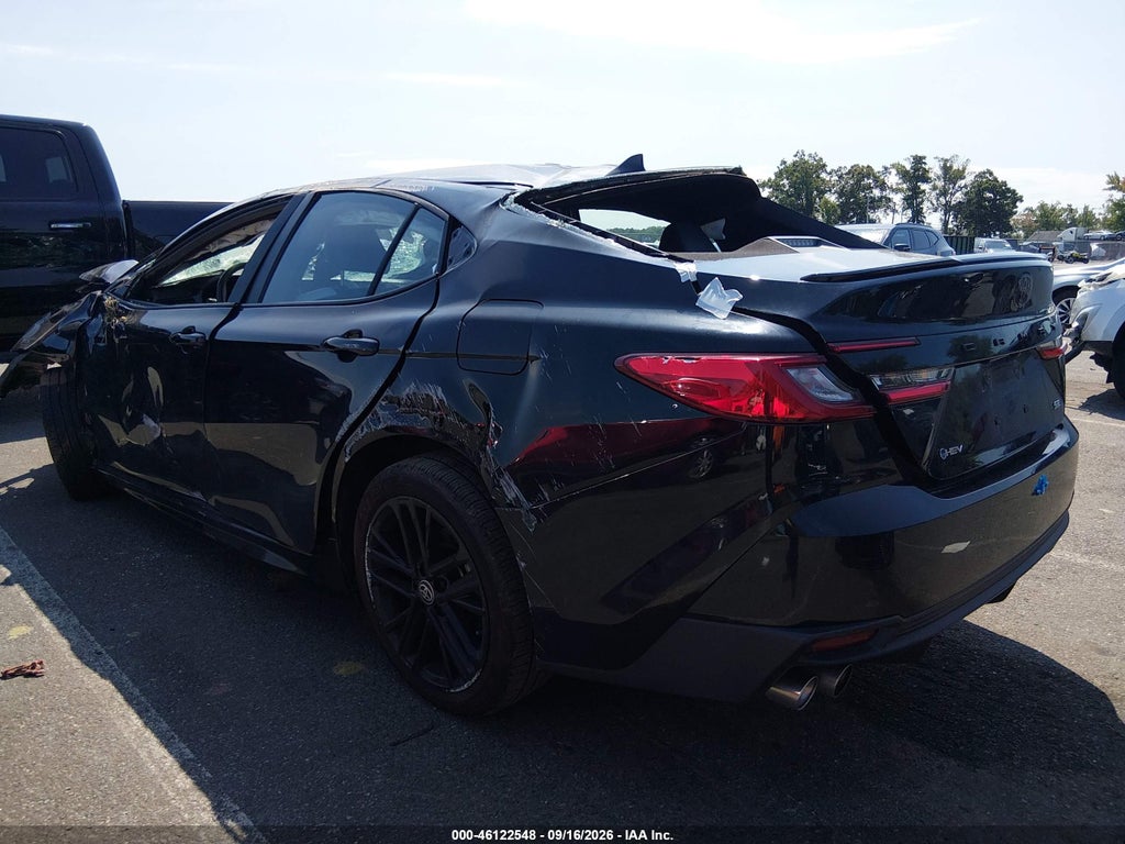 Toyota Camry 2025