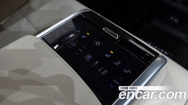 Toyota Camry 2025