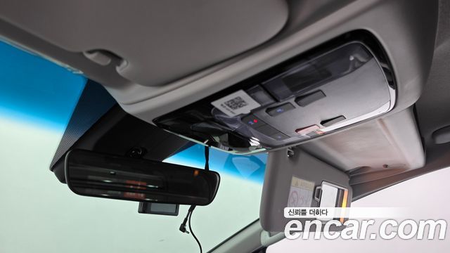 Hyundai Staria 2025
