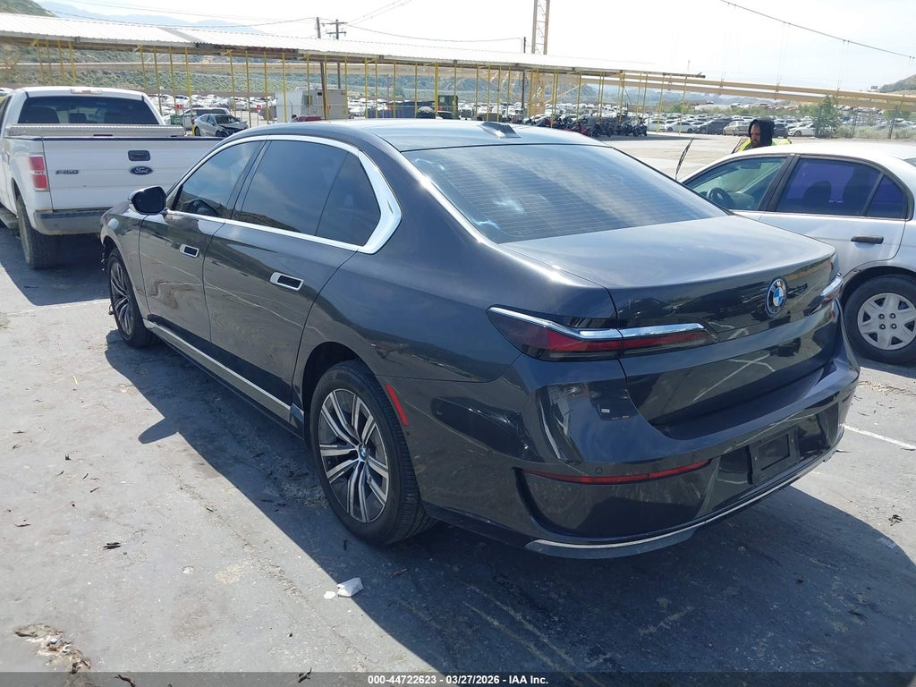 BMW i7 2024