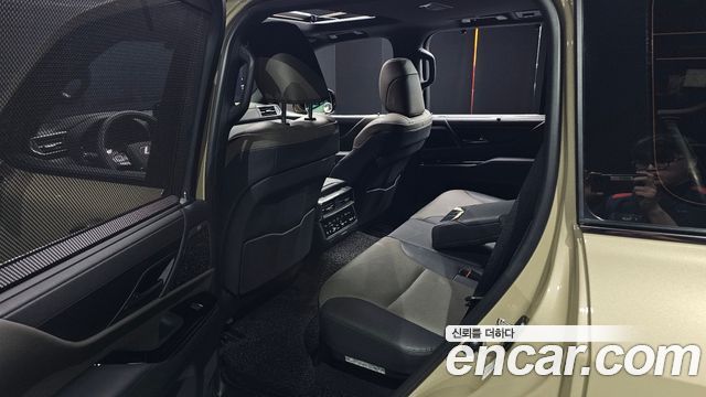 Lexus LX 2025
