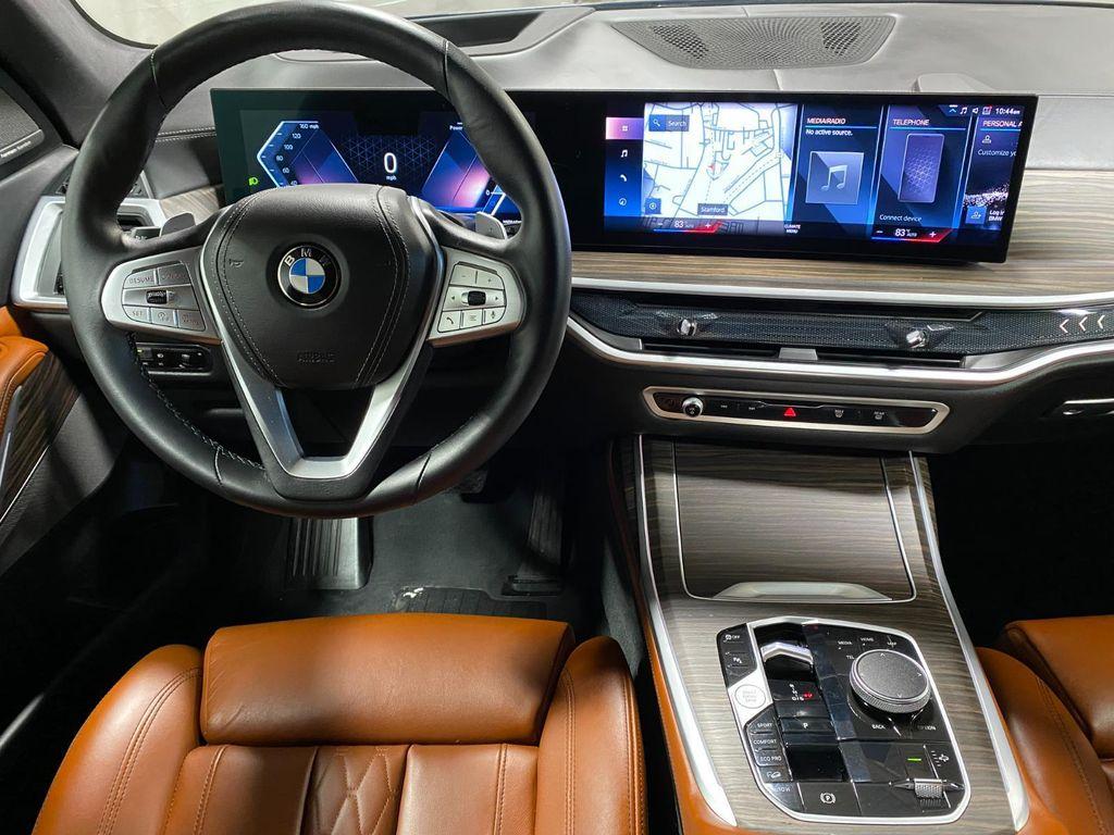 BMW X7 2023
