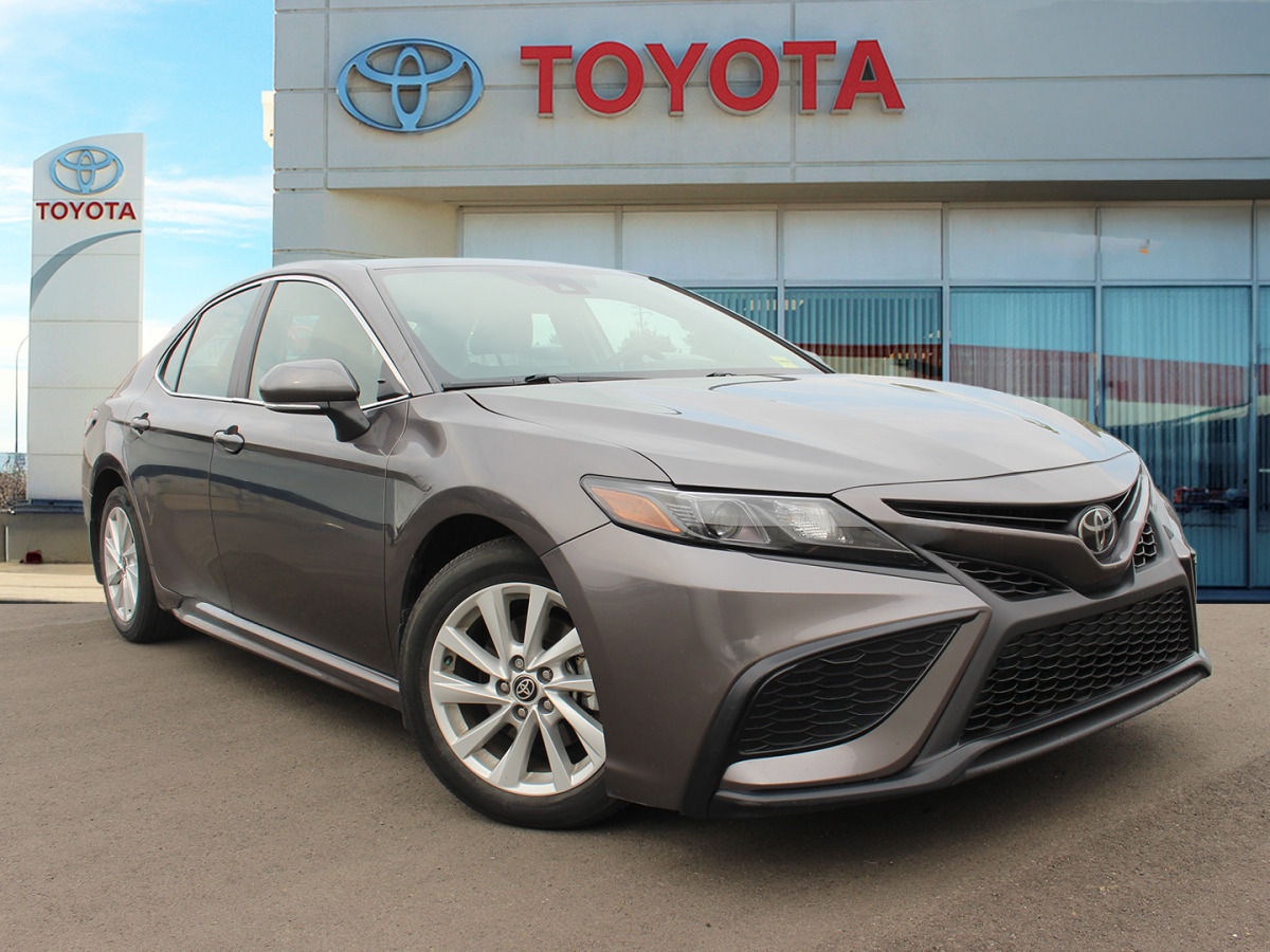 Toyota Camry 2024