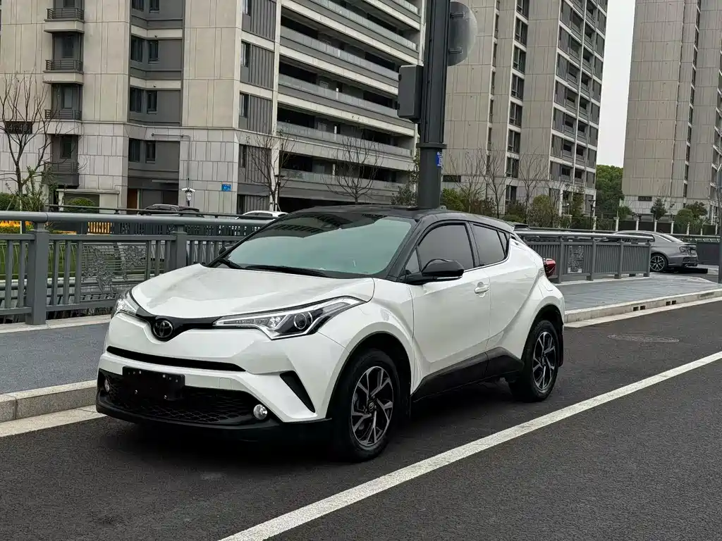 Toyota C-HR 2021