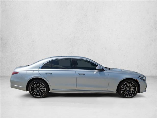 Mercedes-Benz S-Класс 2021