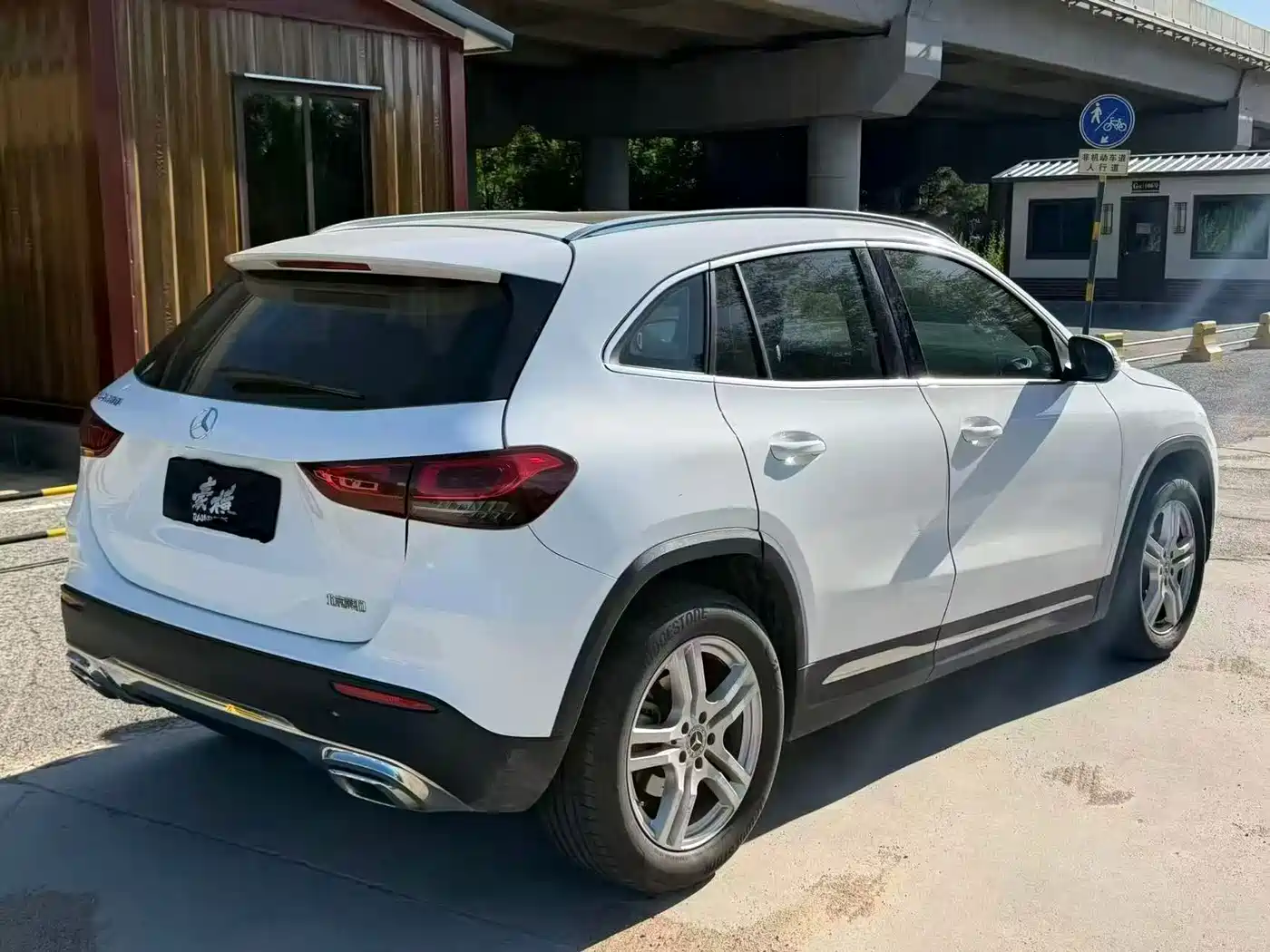 Mercedes-Benz GLA 2023
