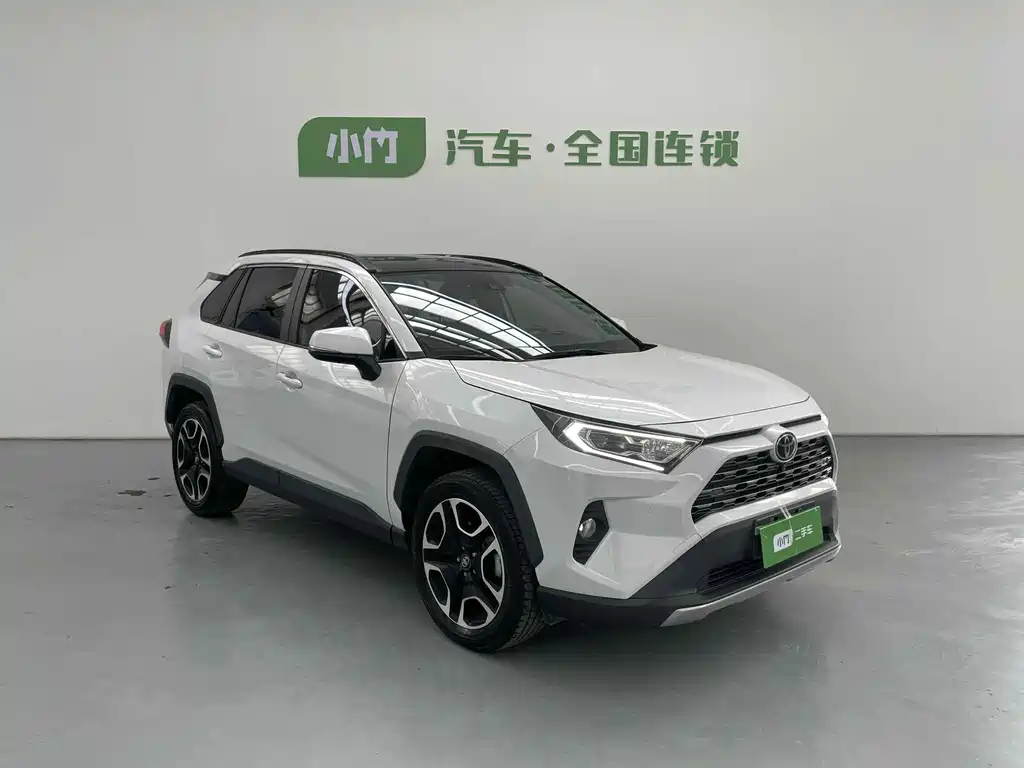 Toyota RAV4 2021