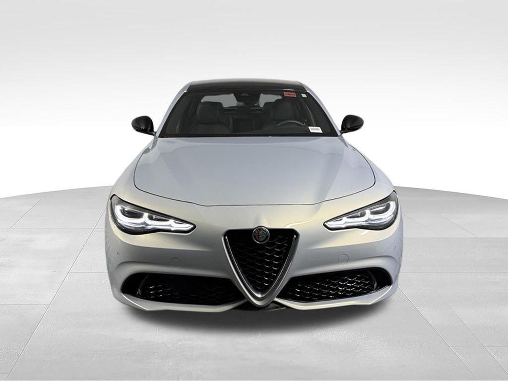 Alfa Romeo Giulia 2024