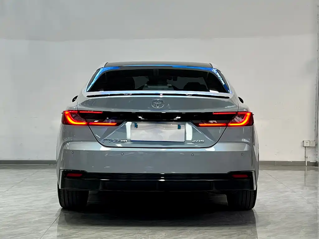 Toyota Camry 2024