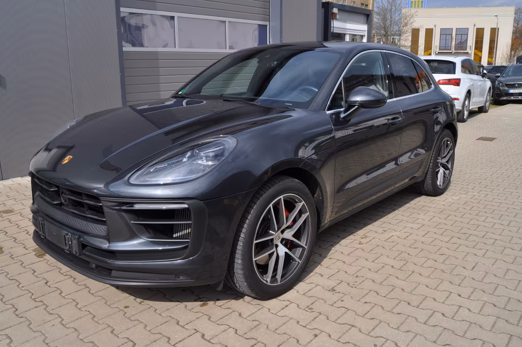 Porsche Macan 2021