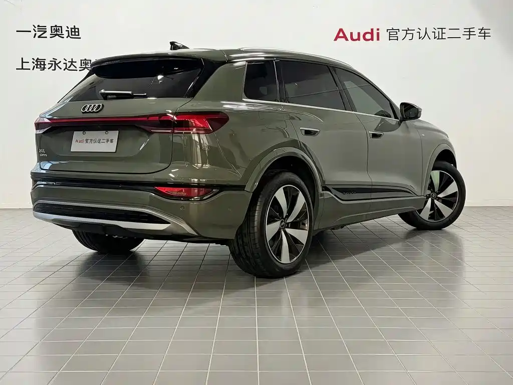 Audi e-tron 2026