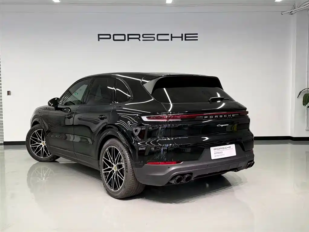 Porsche Cayenne 2024