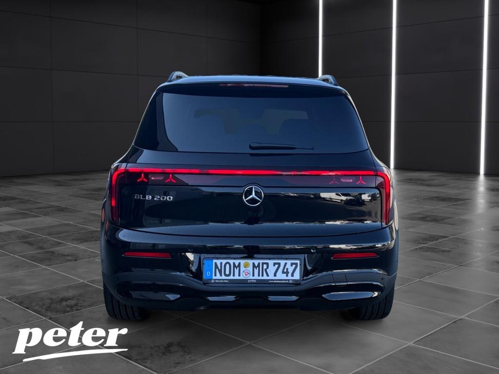 Mercedes-Benz GLB 200 2026