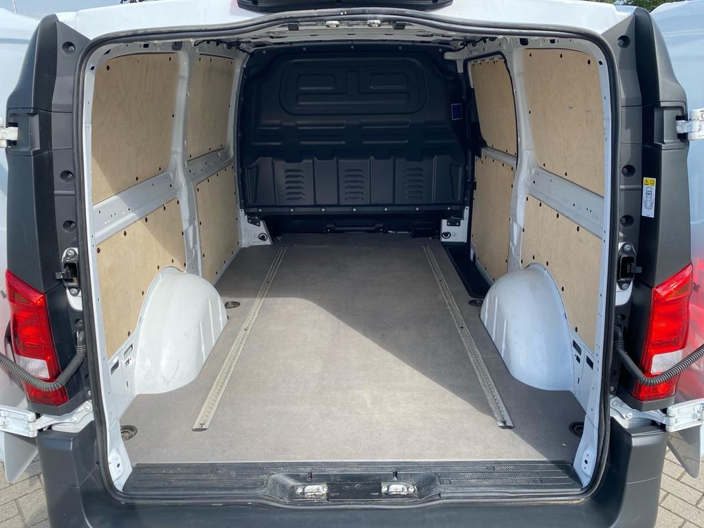 Mercedes-Benz Vito 2025