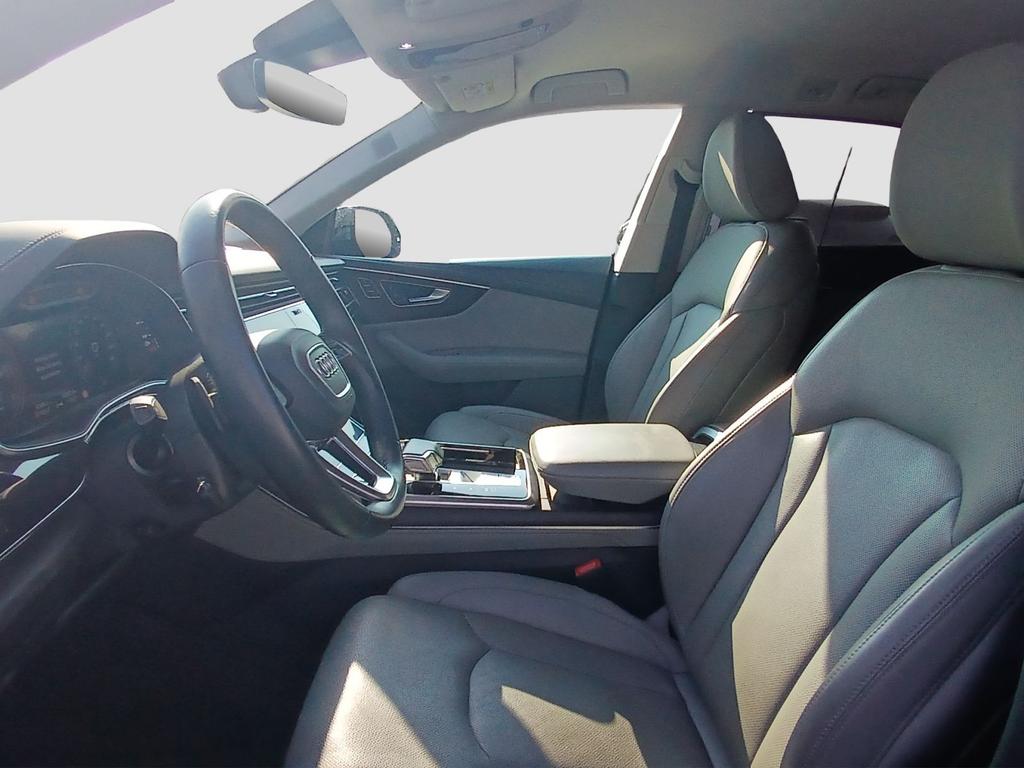 Audi Q8 2023
