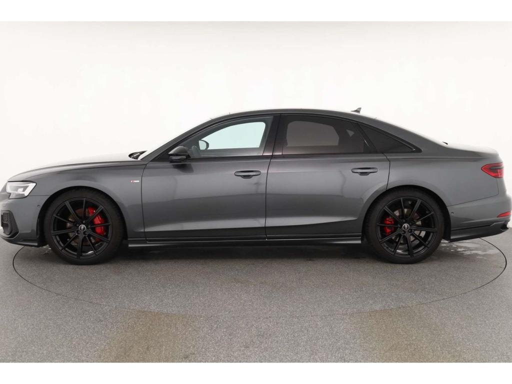 Audi A8 2024