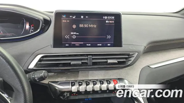 Peugeot 3008 2022