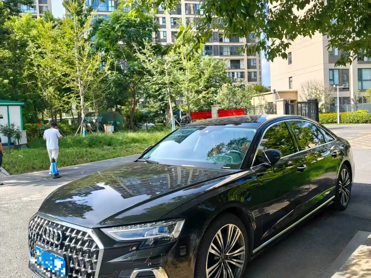 Audi A8 2025