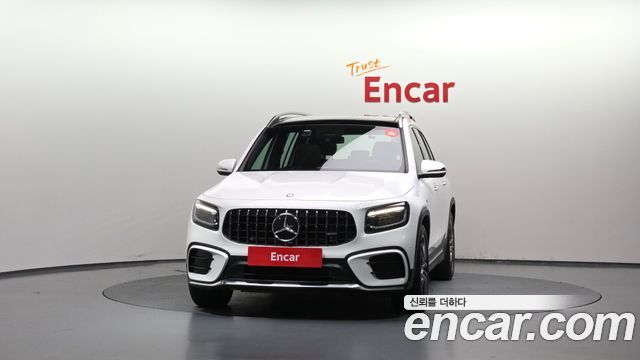 Mercedes-Benz GLB 2025