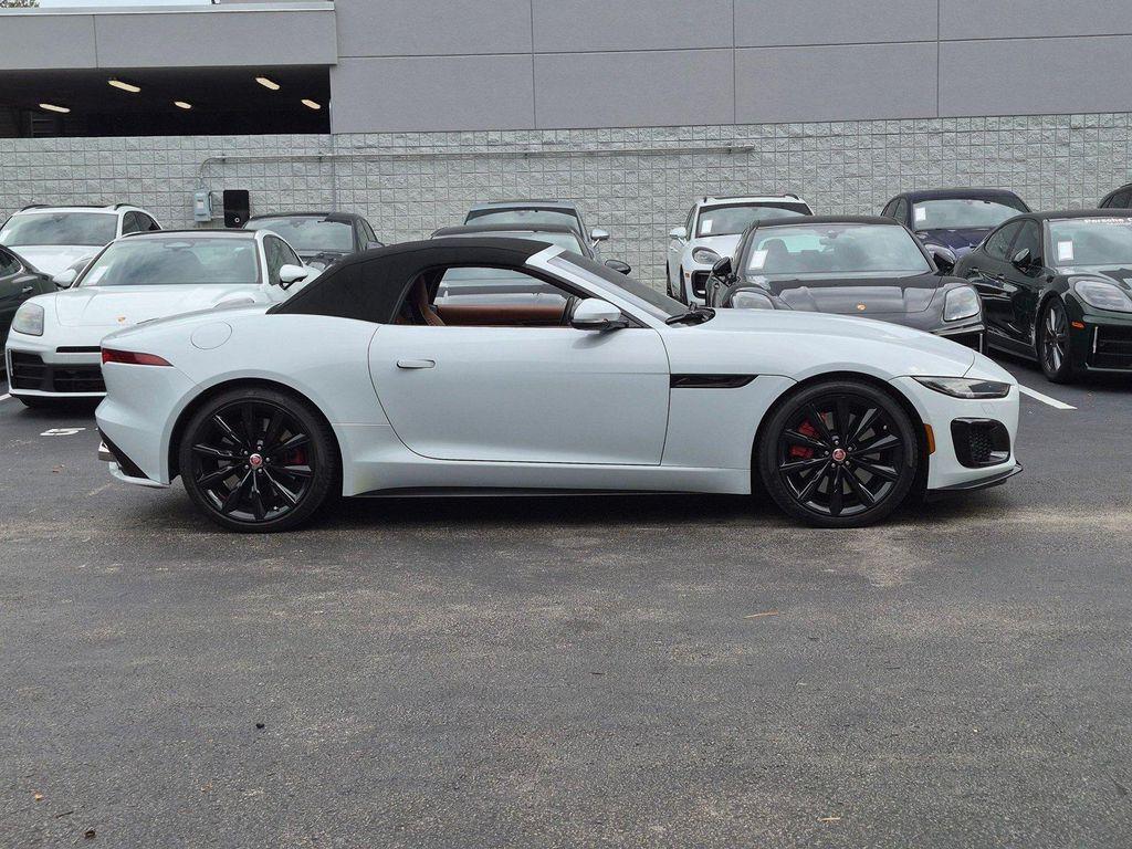 Jaguar F-Type 2021
