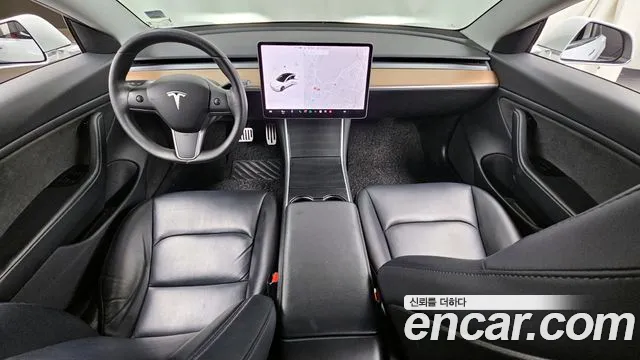 Tesla Model 3 2020