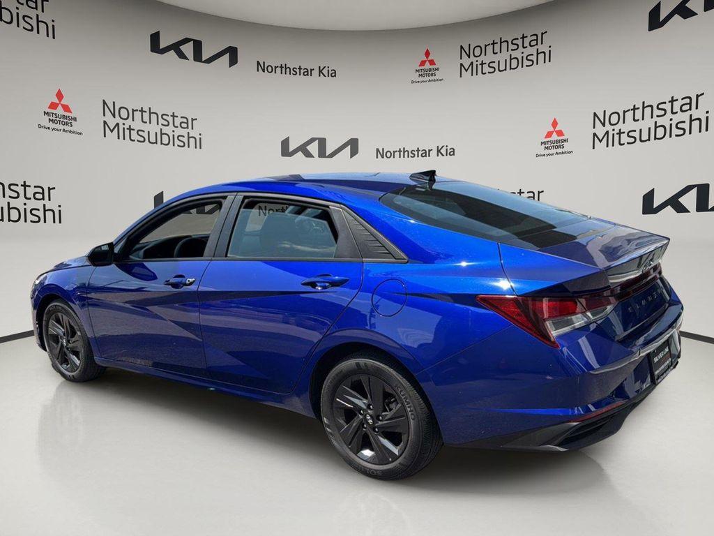 Hyundai Elantra 2023
