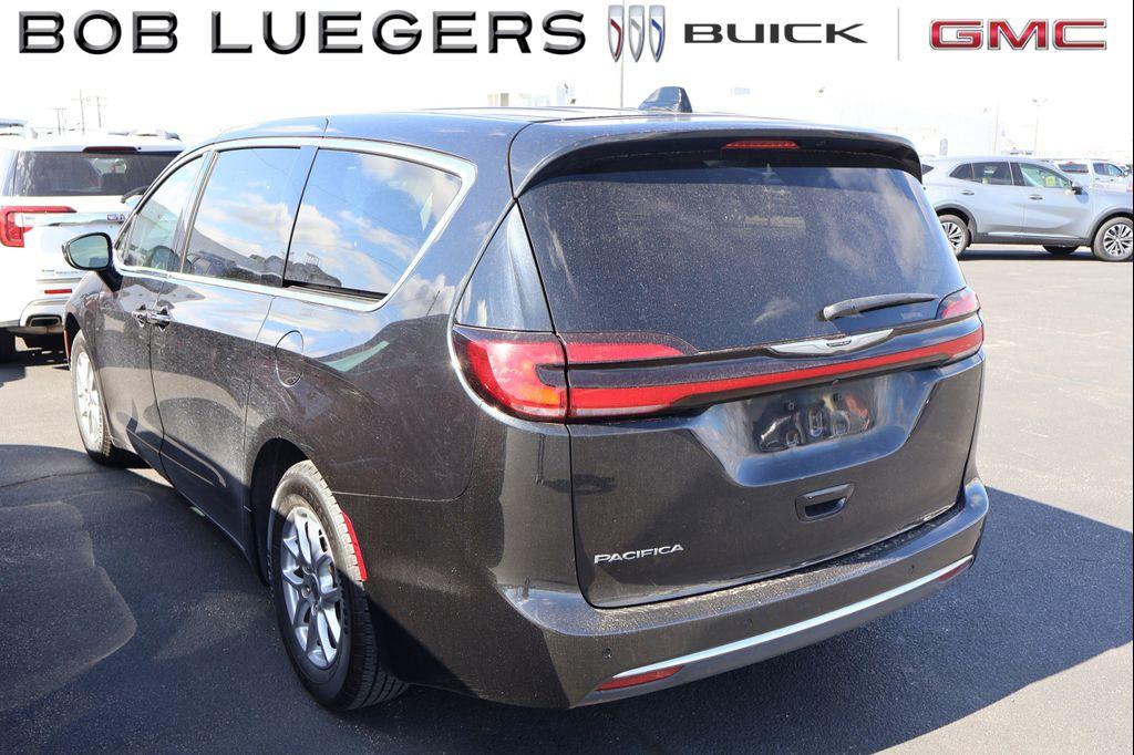 Chrysler Pacifica 2023