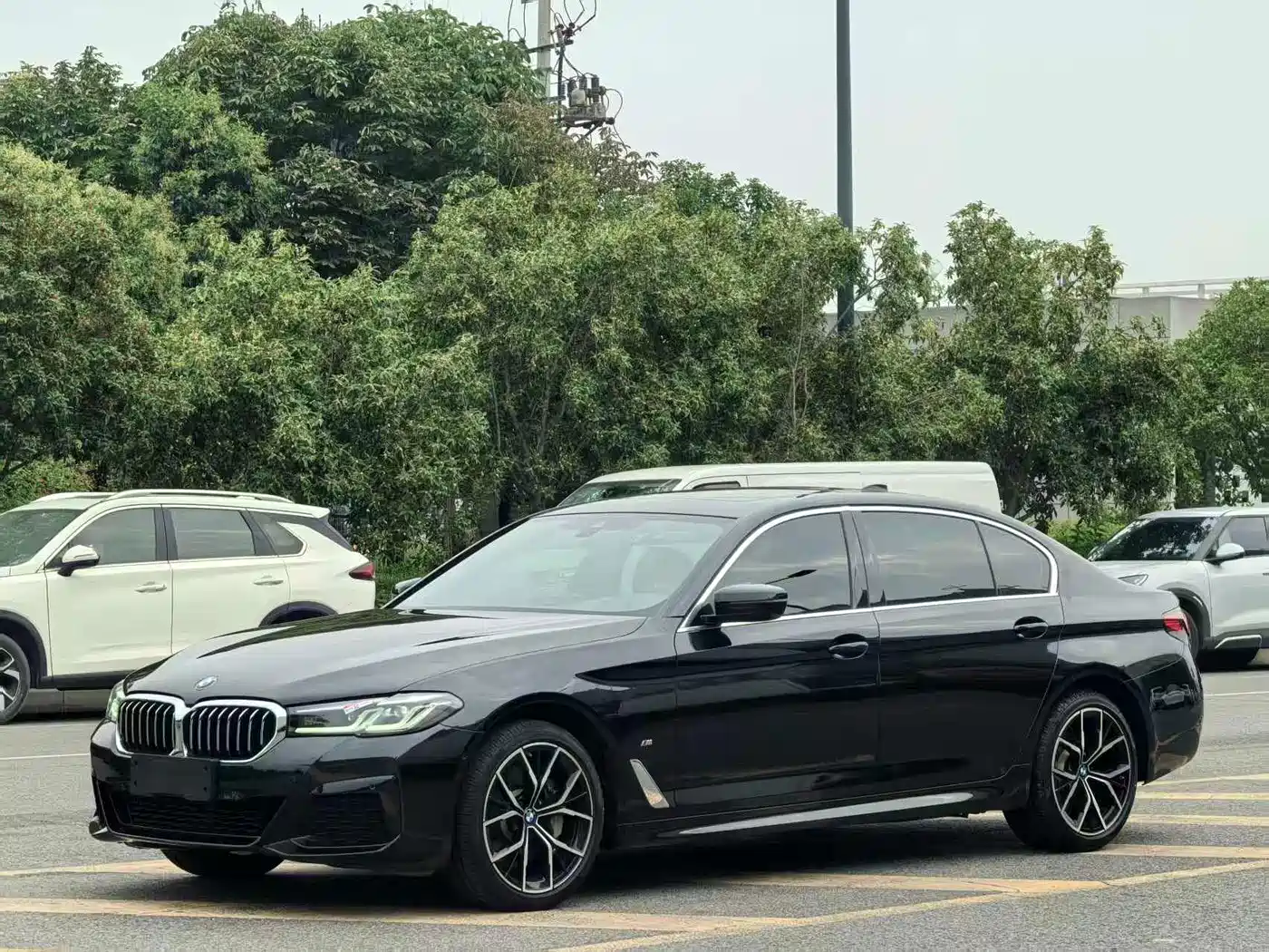 BMW 5 серии 2022