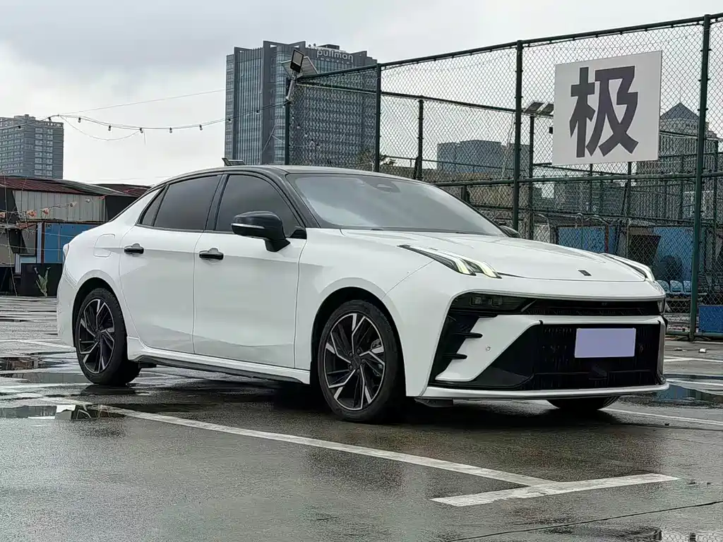 Lynk & Co 03 2024