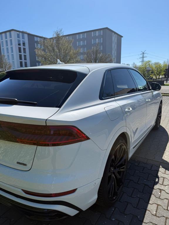 Audi Q8 2022