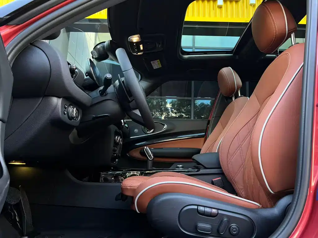 Mini Clubman 2024