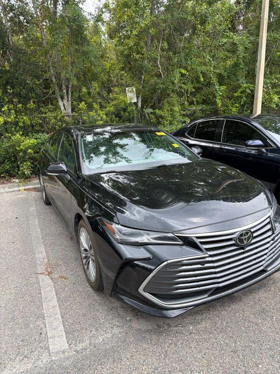 Toyota Avalon 2022