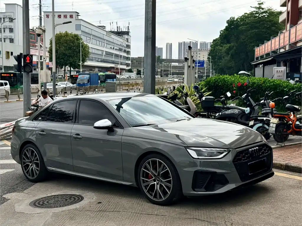 Audi S4 2023