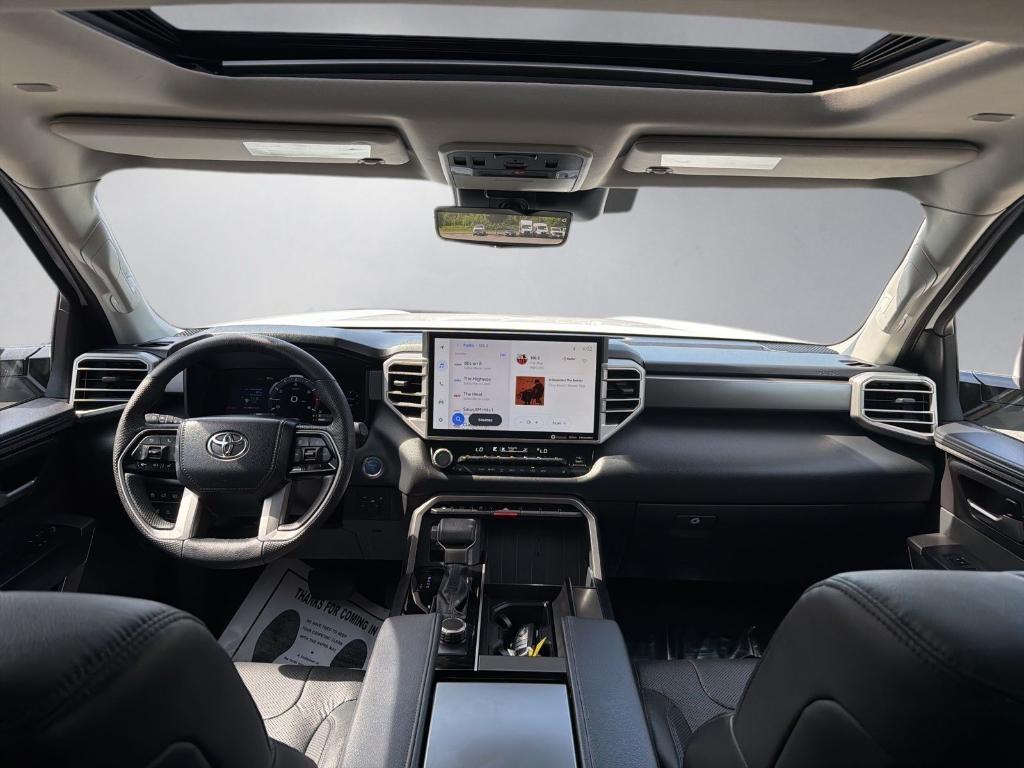 Toyota Sequoia 2024