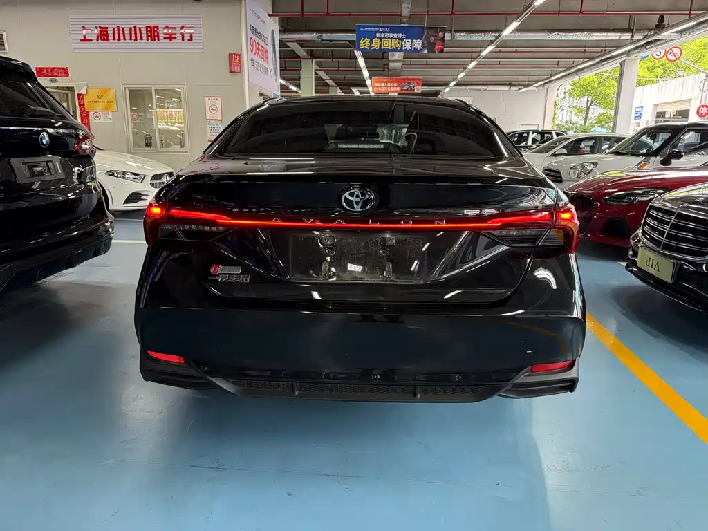 Toyota Avalon 2024