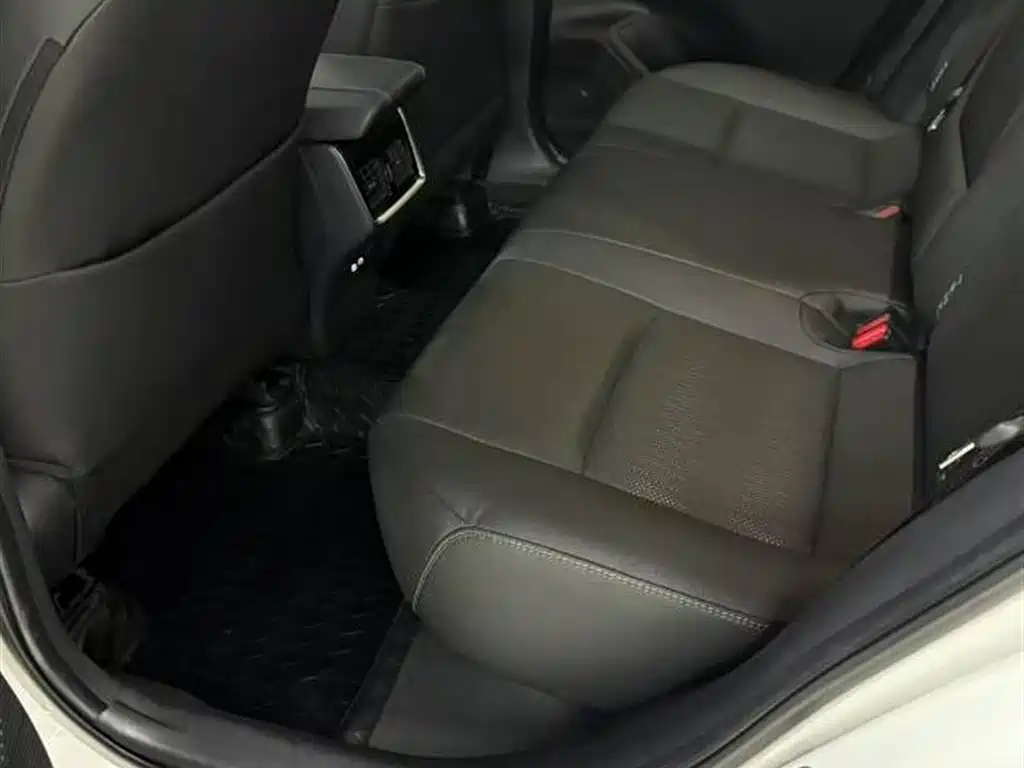 Toyota Venza 2023