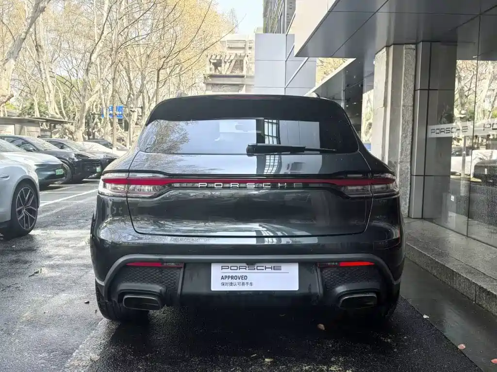 Porsche Macan 2024