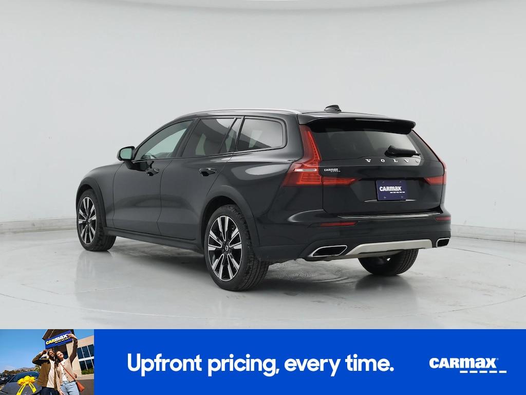 Volvo V60 Cross Country 2022