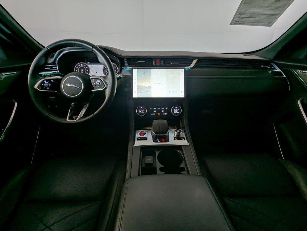 Jaguar F-Pace 2023