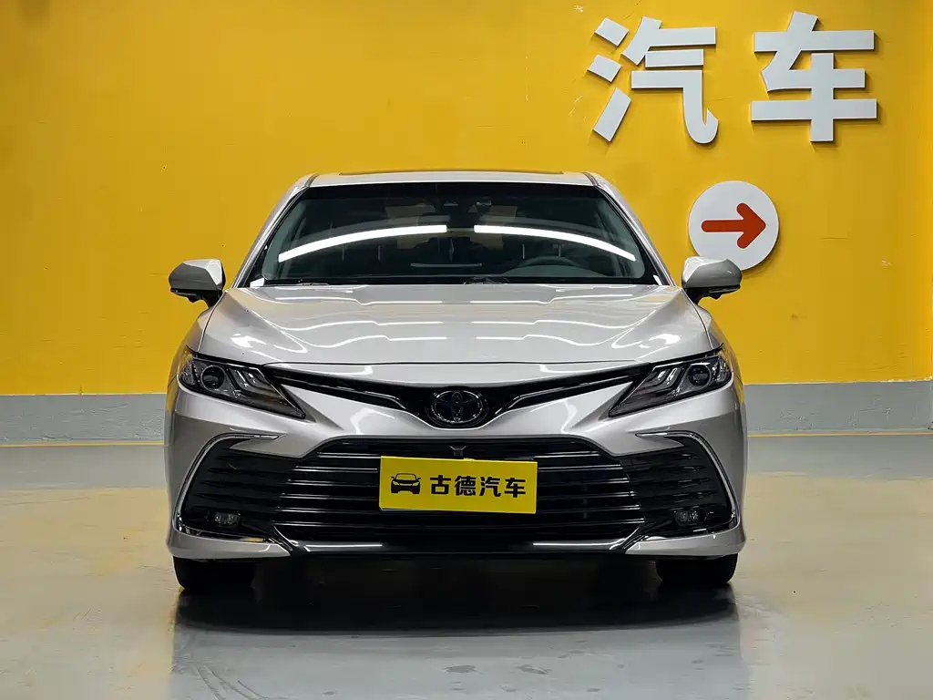 Toyota Camry 2023