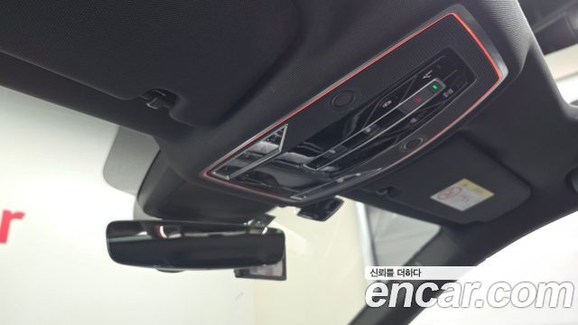 Audi A8 2023
